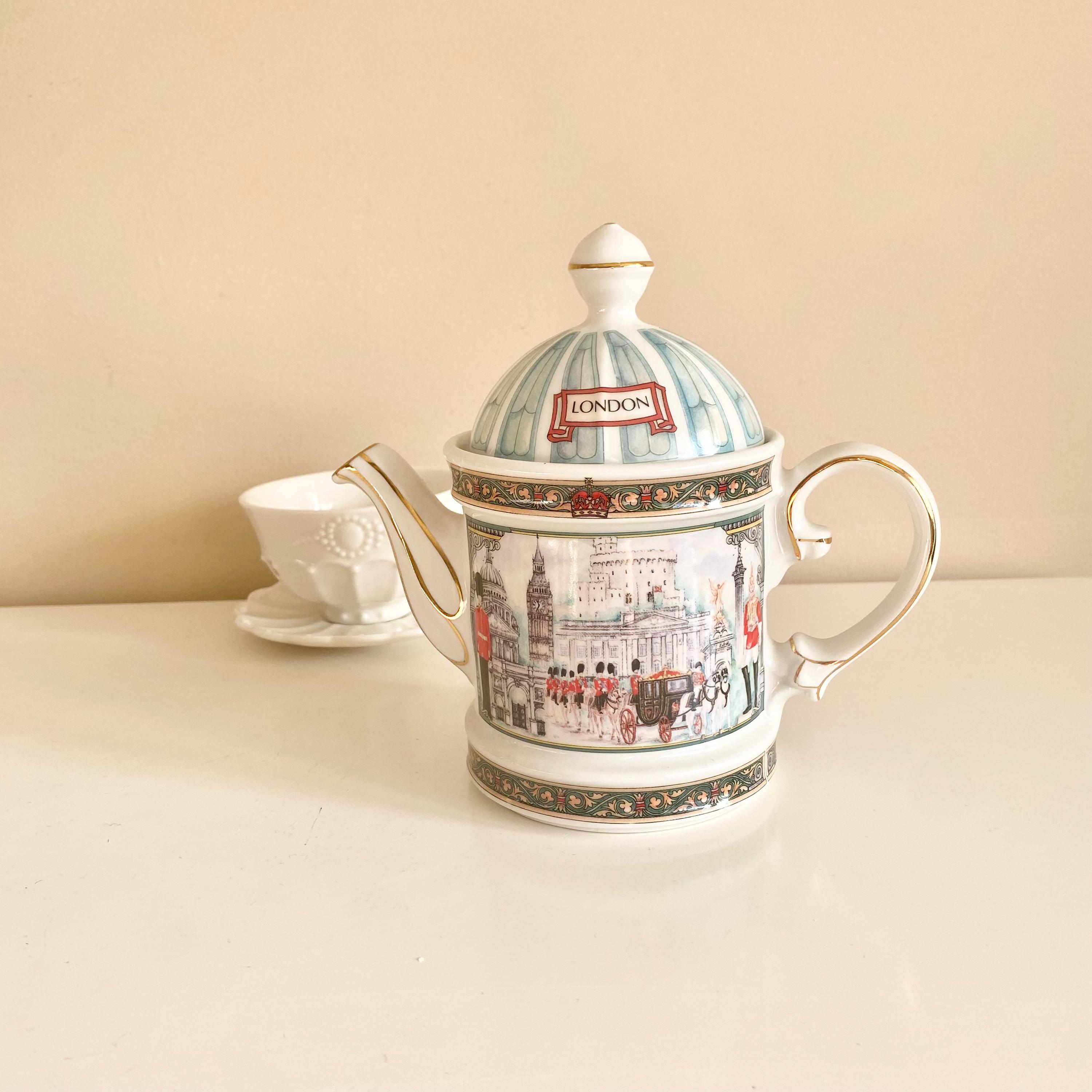Vintage James Sadler, London Horseguards Teapot, England