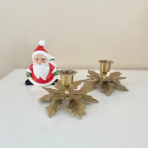 Set van 2 vintage bijpassende koperen kerststerrenkandelaars, messing kandelaars met bladeren