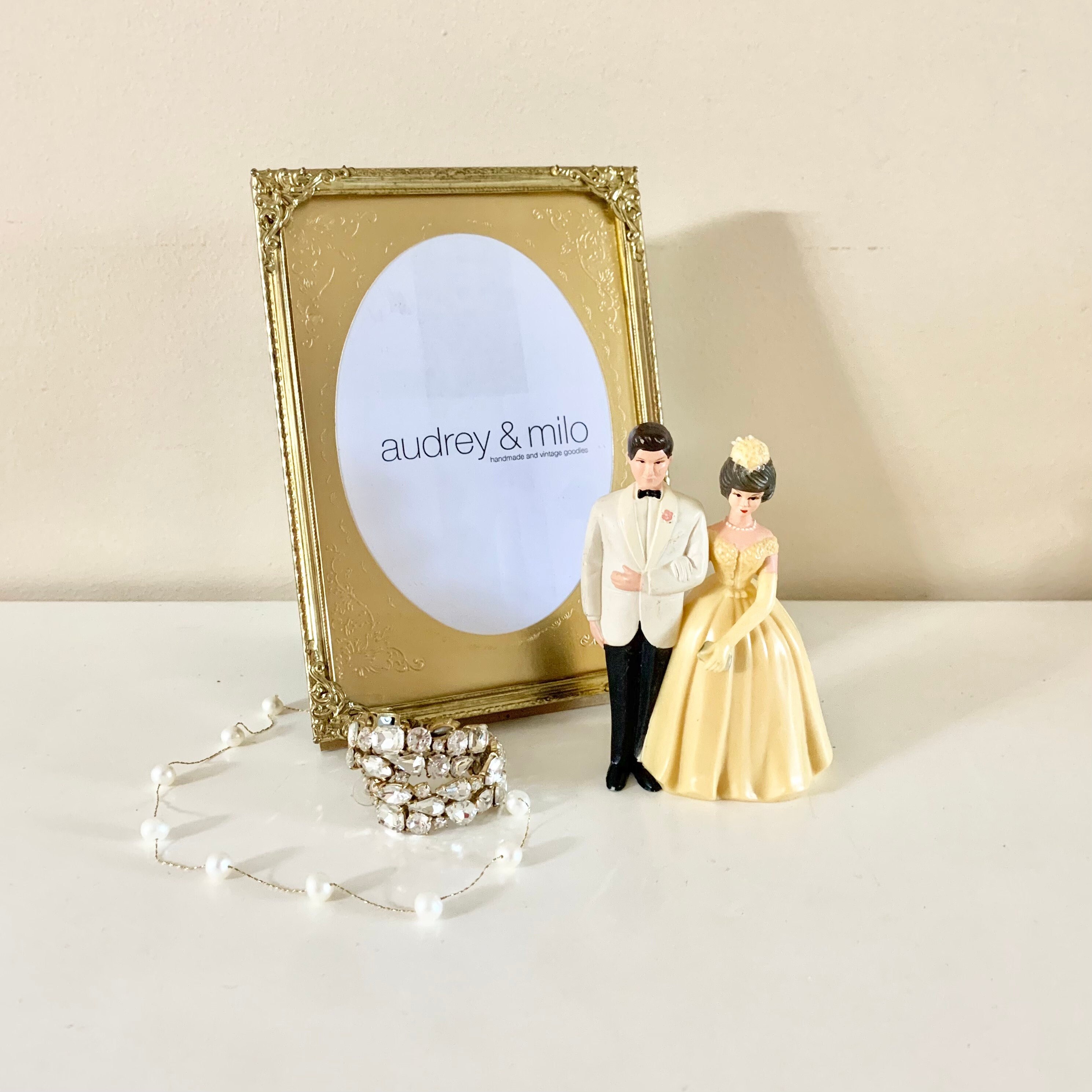 Vintage Wedding Cake Toppers Bride and Groom, Wilton Chicago, Hong Kong