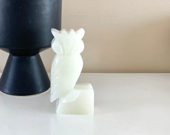 Vintage Carved White Stone Onyx Alabaster Owl Sculpture