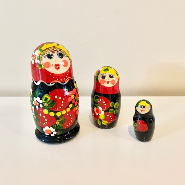 Set of 3 Vintage Hand-Painted Strawberry Nesting Dolls, Matryoshka, Babushka, Russian Nesting Dolls