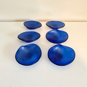 Set of 6 Vintage Cobalt Blue Clam Shell Shaped Trinket Blue Glass, Catchall Dish Condiment Server