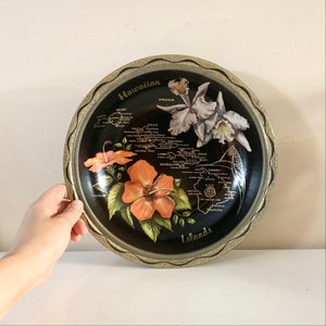 Vintage Hawaiian Islands Souvenir Metal Bowl Dish Bar Cart Decor, década de 1970
