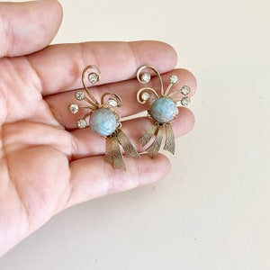 Vintage Screw Back Earrings  Diamanté Flowers by Eisenberg