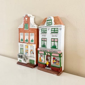Set van 2 vintage Old Dutch Grachtenpand Stores Holland Amsterdam Cityscape, antiekwinkel en speelgoedwinkel Wall Art Decor