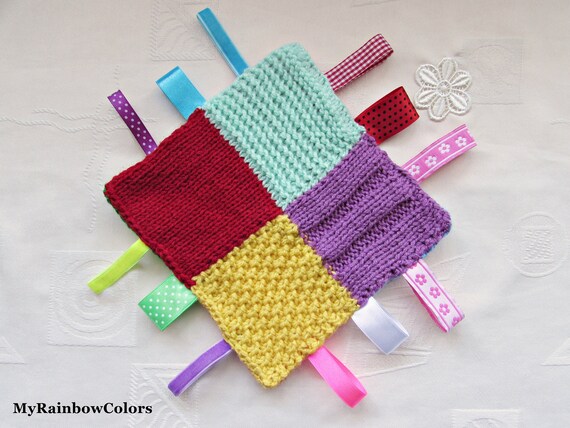 crochet taggie blanket