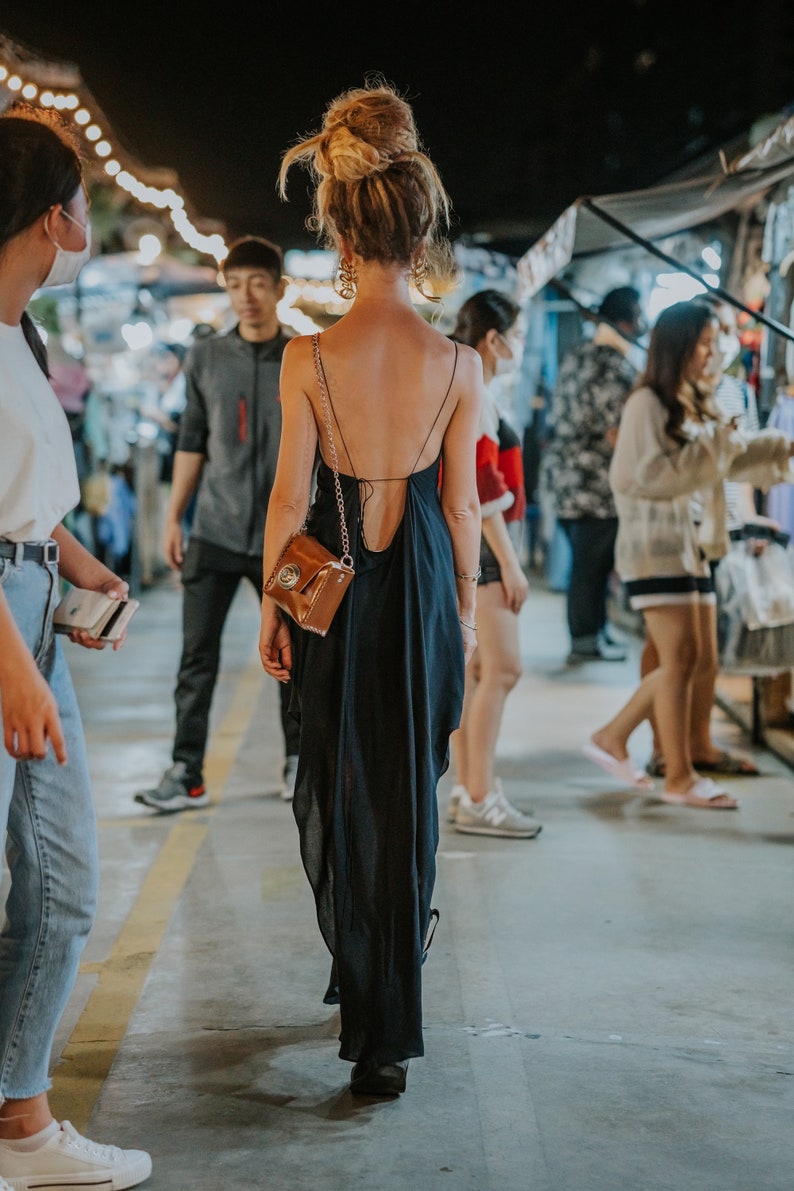 Vestido de mujer / Minimalista / Vestido / Oscuro / Cóctel / Vestido de fiesta / Maxi-largo / Longitud del tobillo / Slip Dress / Negro / Elegante / Cóctel imagen 4