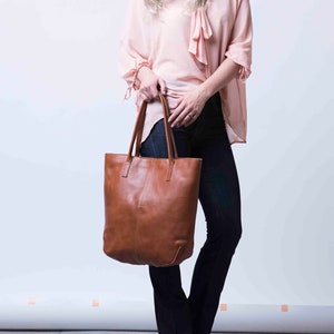 Everyday Bag, Cognac Leather Shoulder Bag, Women Shoulder bag, Shoulder Bag
