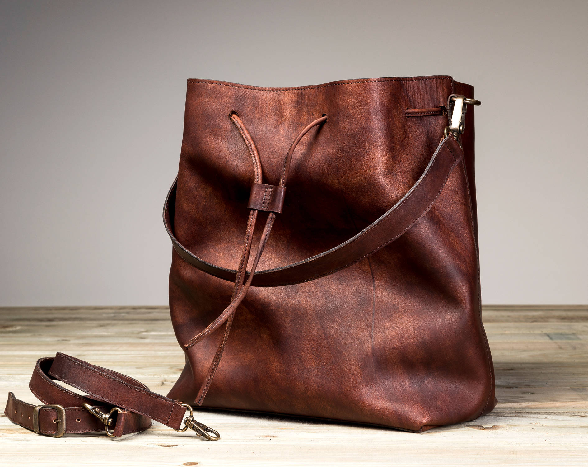 Elwin Brown Leather Bucket Bag