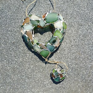 3D heart suncatcher, sea stained glass wreath interior or garden decorative pendant image 3