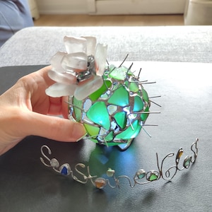 Kaktus Seeglas Figur Nachtlicht, Glasmalerei künstliche runde Sukkulente + Blume, Upcycled Art