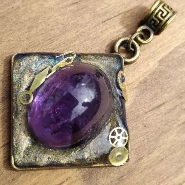 pendentif steampunk en améthyste