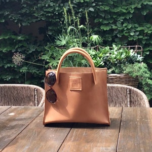kleine Ledertasche Tote bag Leder used look handmade in verschiedenen Farben