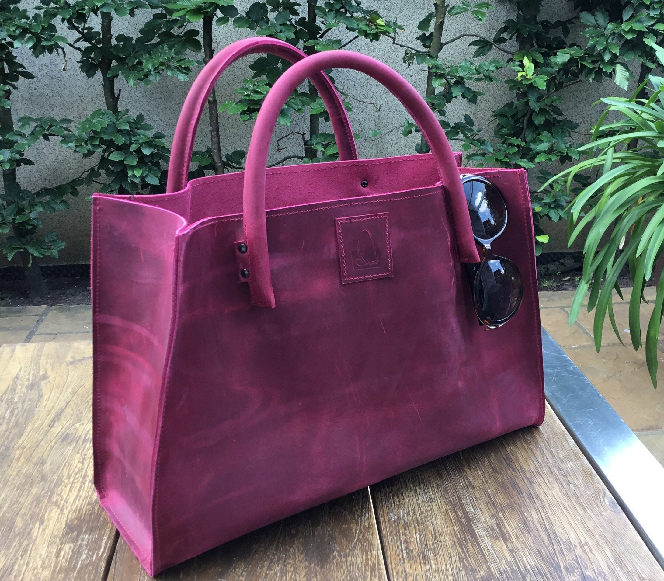 Ledertasche Tote bag Leder magenta used look handgefertigt - Etsy.de