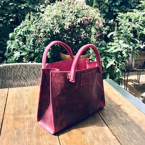 Pink kleine Ledertasche Leder used look Design handgefertigt