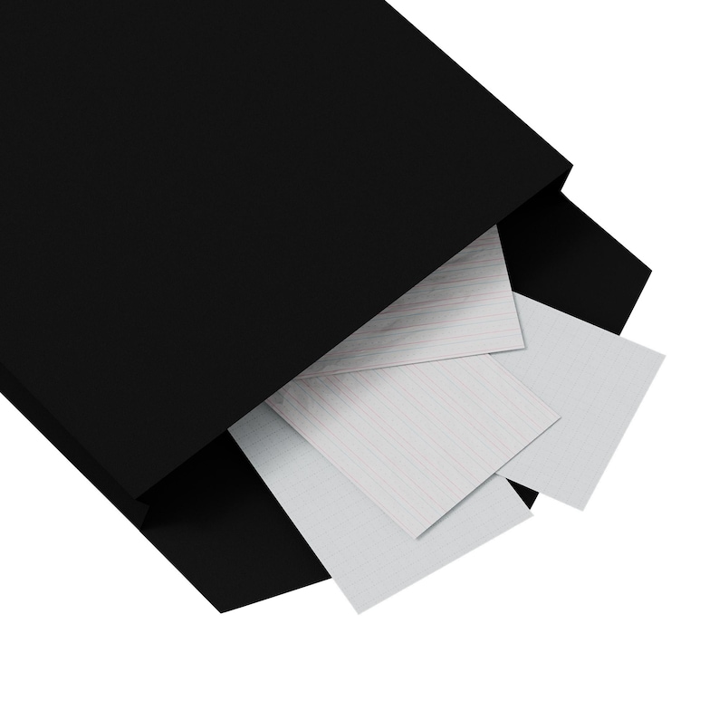 K&ouml;nnte beinhalten: Ein schwarzer Umschlag mit wei&szlig;em, liniertem Papier, das aus der Oberseite herausragt.