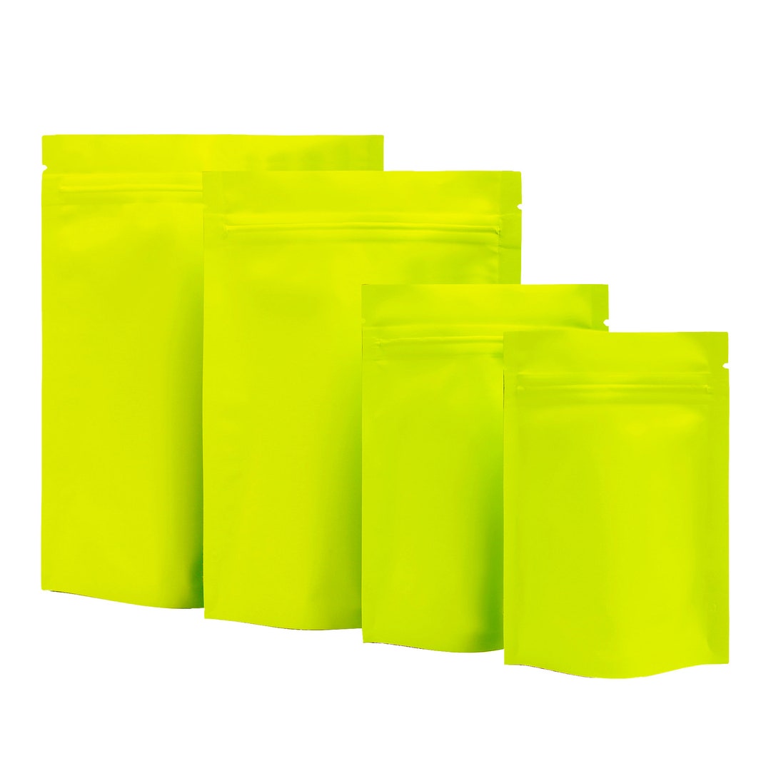 C30224 QQ Studio Green Mylar Snack Bags, Foil Favor Bags for Snacks, Resealable Stand up Cookie