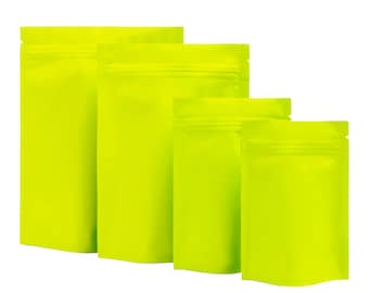 C302-24 QQ Studio Green Mylar Snack Bags, Foil Favor Bags for Snacks, Resealable Stand Up Cookie Bags