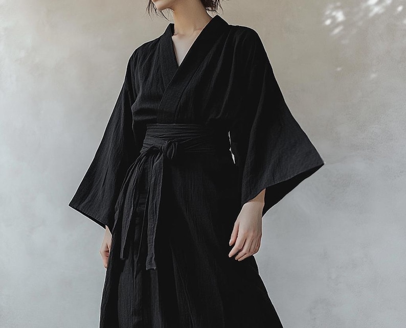 Light Robe Japanese Minimalist Black Cotton Kimono Robe | Unisex Japanese Yukata Style ...
