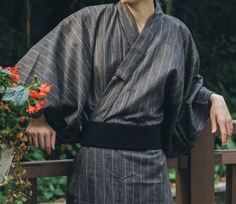 Kimono japonés Yukata para hombre, bata de pijama para el hogar, talla  L-C7, Color17