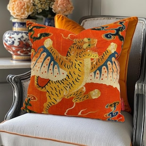 Winged Tiger Cushion Cover – 45 x 45 cm Cotton Linen, Decorative Throw Pillow, Chinoiserie Cushion