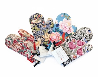 Oven Mitts,  Pot Holders, Oven Gloves with Floral Print