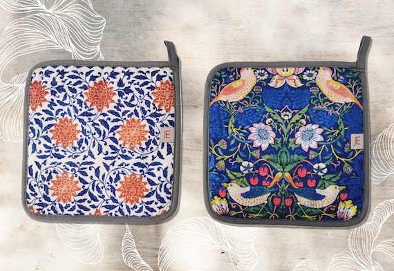 Pot Holder Cotton, Handle Pocket and Heat Resistant Insulated Lining,  Oven Mitts,  Kitchen gloves, Christmas Pot Holders
