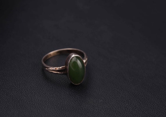 Vintage Jade ring. Sterling silver ring. Vintage r