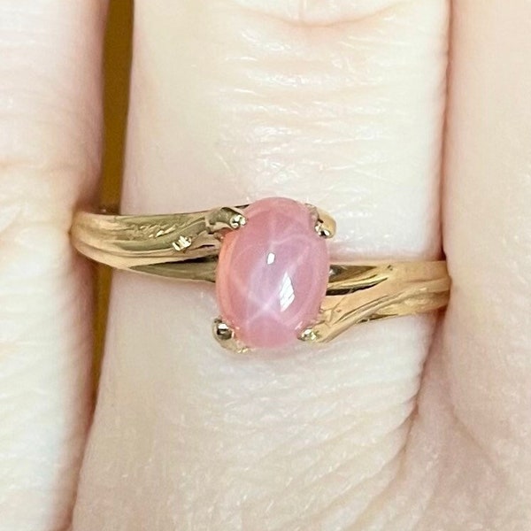 14K light Pink Star Ruby 7x5mm Cabochon lab created solid yellow gold size 8 solitaire ring