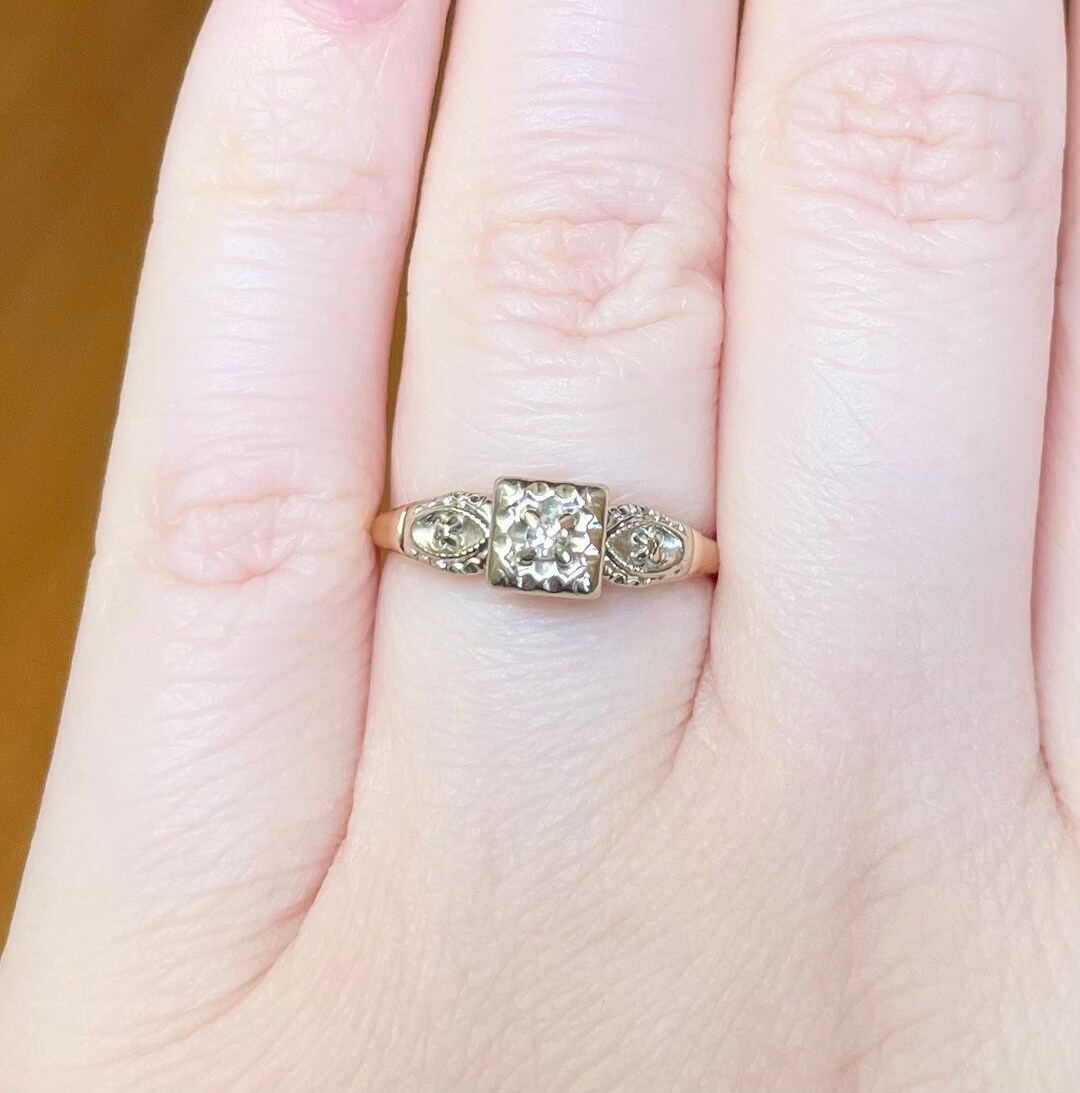Art Deco Floral Motif Diamond Ring