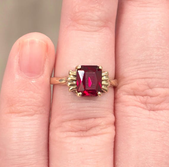 10K Vintage Red Spinel Ring, Rectangular, Solitai… - image 2