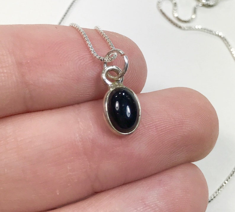 Petite Cabochon Black Onyx 925 Sterling Silver Pendant Necklace