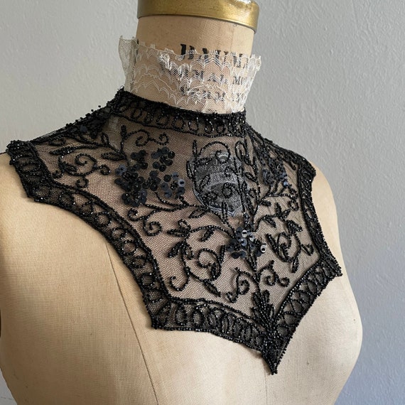 Vintage Victorian Beaded Lace Mourning Collar - image 10