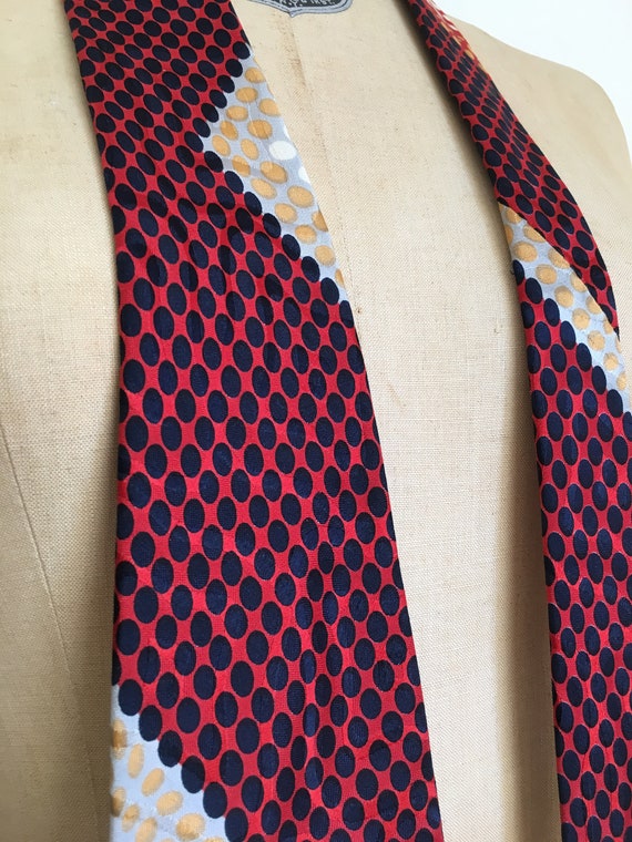 Vintage 1960s Silk Op Art Necktie, Made in France - image 4