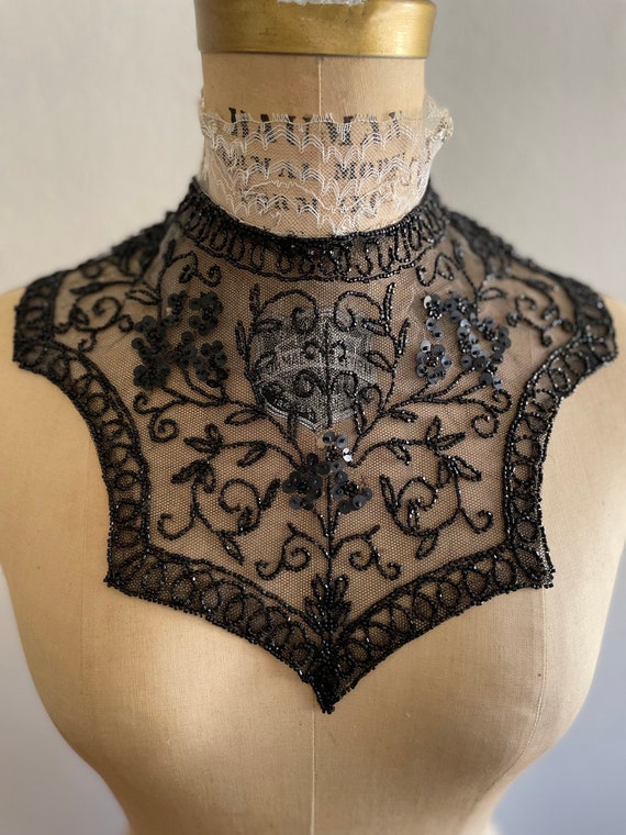 Vintage Victorian Beaded Lace Mourning Collar - image 4