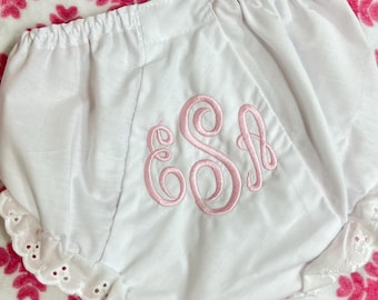 Copripannolino per neonata con monogramma