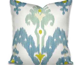 Martyn Bullard Schumacher Adras Ikat Adras ikat pillow cover in Caravan 20 x