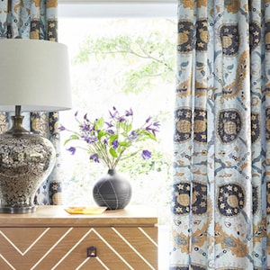 花柄カーテン THIBAUT カーテン ブルー ベージュ リネン カーテン パネル THIBAUT ドレープ ティール シノワズリ カーテン 大きな花柄カーテン ブルー 花柄