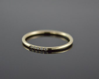 Fine gold ring with diamonds