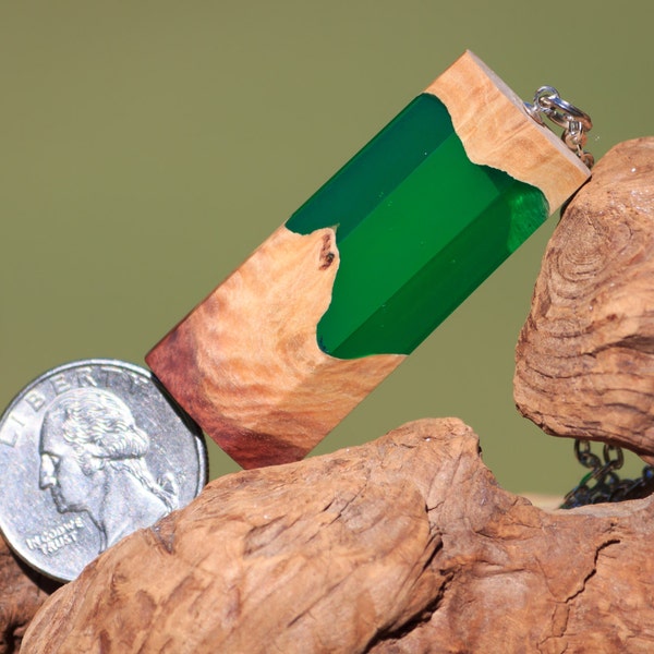 Transparent, grün Facetten, Öko-Harz, exotisch, rot, braun, Mallee Wurzelholz, einzigartige, Fett, Aussage, Halskette, grüne Halskette, Maser Halskette