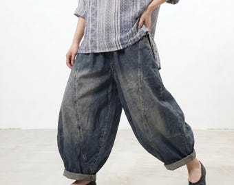 Pantaloni culotte in denim patchwork, pantaloni a gamba larga lavati e consumati, jeans cropped oversize con elastico in vita
