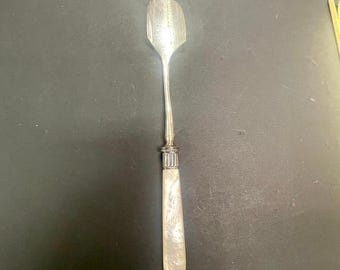 Antique Silver Plate Victorian Style Cheese Scoop Mother of Pearl Handle CS1