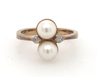 14K Yellow Gold Double Fresh Water Pearl and Diamond Ring Size 5 1/2 US