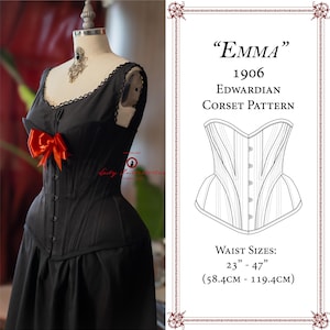 Puede incluir: Un corsé negro eduardiano sobre un maniquí, con un lazo rojo y adornos de encaje. La imagen incluye una ilustración de patrón con el texto "Emma 1906 Edwardian Corset Pattern". Tallas de cintura: 58,4 cm - 119,4 cm.