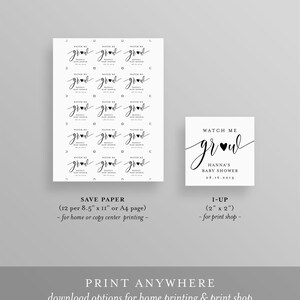 Puede incluir: Dise&ntilde;o de invitaci&oacute;n para baby shower en blanco y negro con el texto "Watch Me Grow" en escritura elegante. Incluye opciones para impresi&oacute;n en casa y en imprenta, con medidas de 5,08 cm x 5,08 cm y p&aacute;ginas A4.