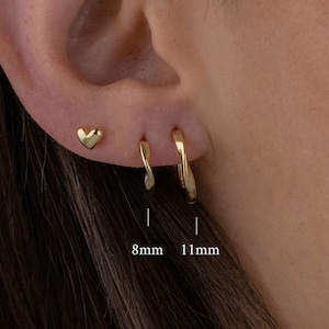 Small Hoop Earrings, Huggie Hoop Earrings, Earrings, Gold Hoop Earrings, Gold Hoops, Silver Earrings, Gifts for Her, Everyday Earrings,