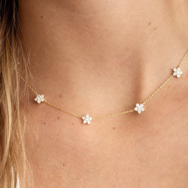 Diamant Halskette, Blumen Halskette, Gänseblümchen Halskette, Layering Halskette, Zierliche Halskette, April Geburtsstein, Geschenk für sie, Minimalistische Halskette