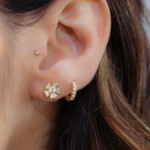 Small Flower Stud Earrings, Gold Stud Earrings, CZ Flower Earrings, Dainty Stud Earrings, Small Gold Earrings, Silver Flower Studs