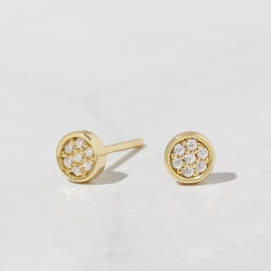 Circle Earrings, Disc Studs, Tiny Stud Earrings, Minimalist Earrings, Gold Studs, Circle Studs, Diamond Studs, Gift for Her, Dainty Studs