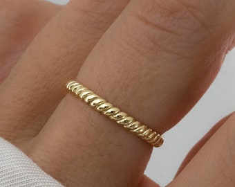 Dainty Ring, Minimalist Ring, Stacking Ring, Gold Ring, Sterling Silver Ring, Snake Ring, Spiral Ring, Gift for Her, Adjustable Ring